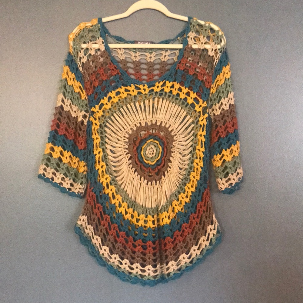 Roz & Ali top